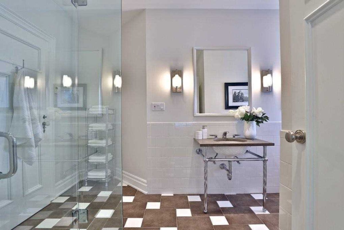 302 Russell Hill Rd 302 Russell Hill Rd Toronto