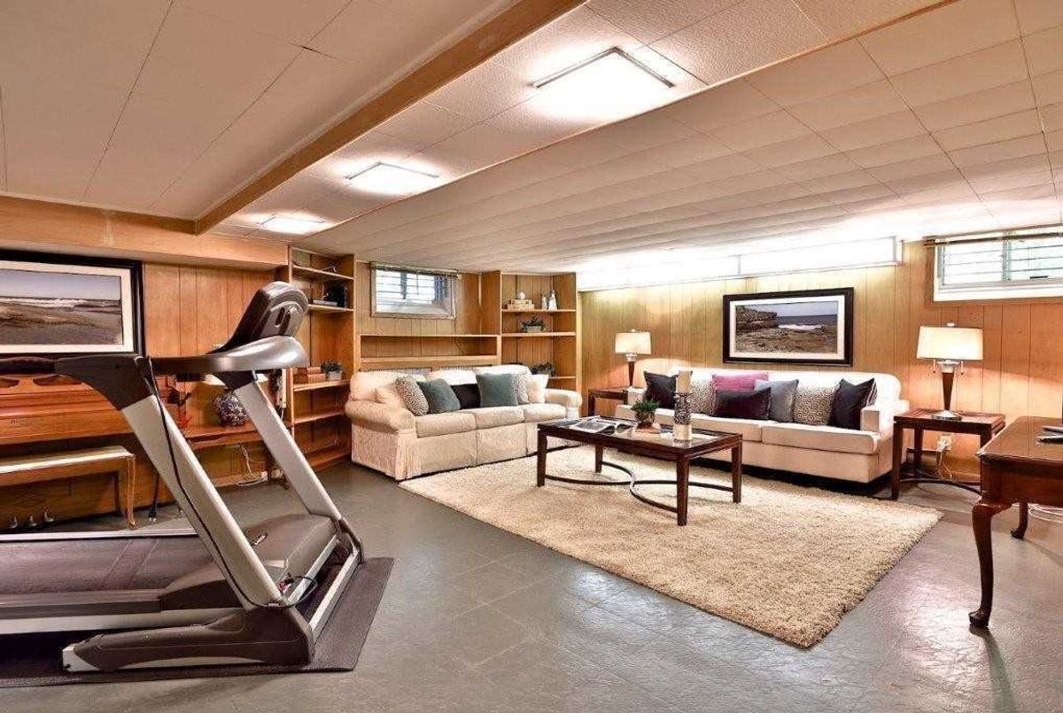 302 Russell Hill Rd 302 Russell Hill Rd Toronto