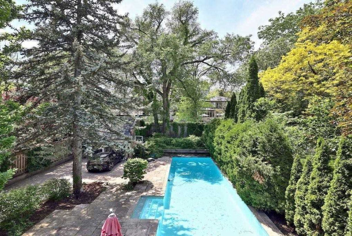 302 Russell Hill Rd 302 Russell Hill Rd Toronto