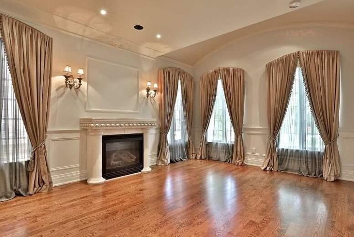 10 Cedarwood Ave 10 Cedarwood Ave Toronto