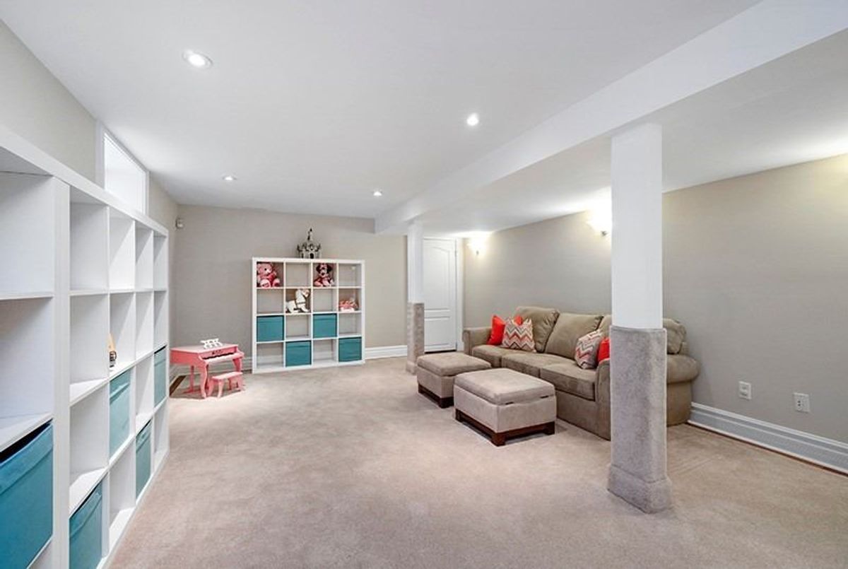 69 Mcgillivray Ave 69 Mcgillivray Ave Toronto
