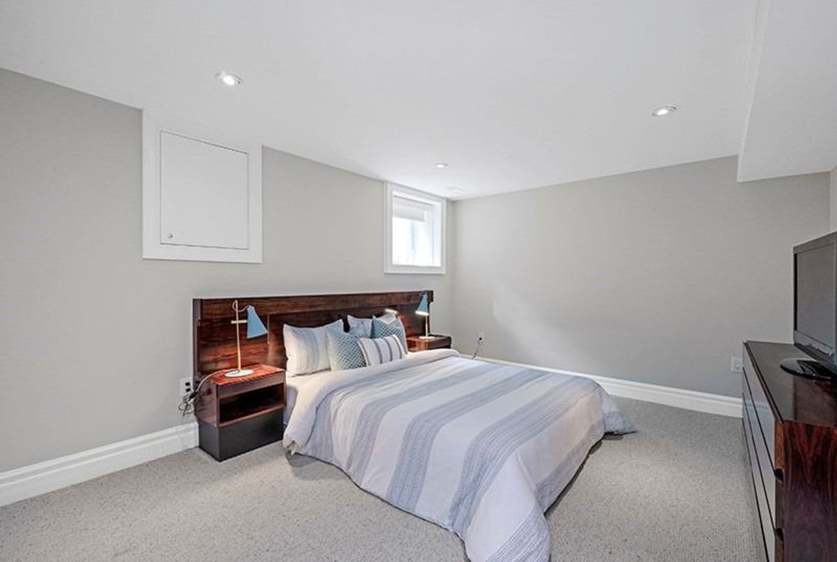 69 Mcgillivray Ave 69 Mcgillivray Ave Toronto
