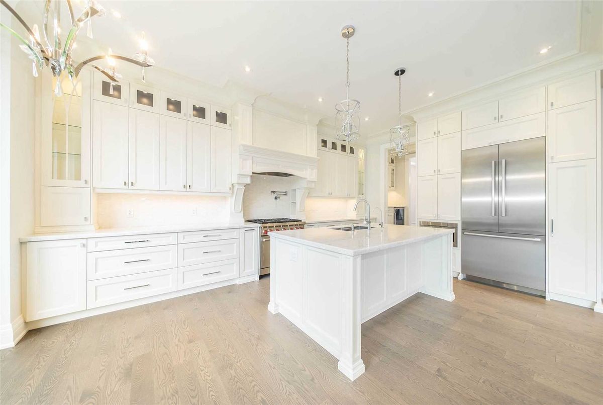 39 Stafford Rd 39 Stafford Rd Toronto
