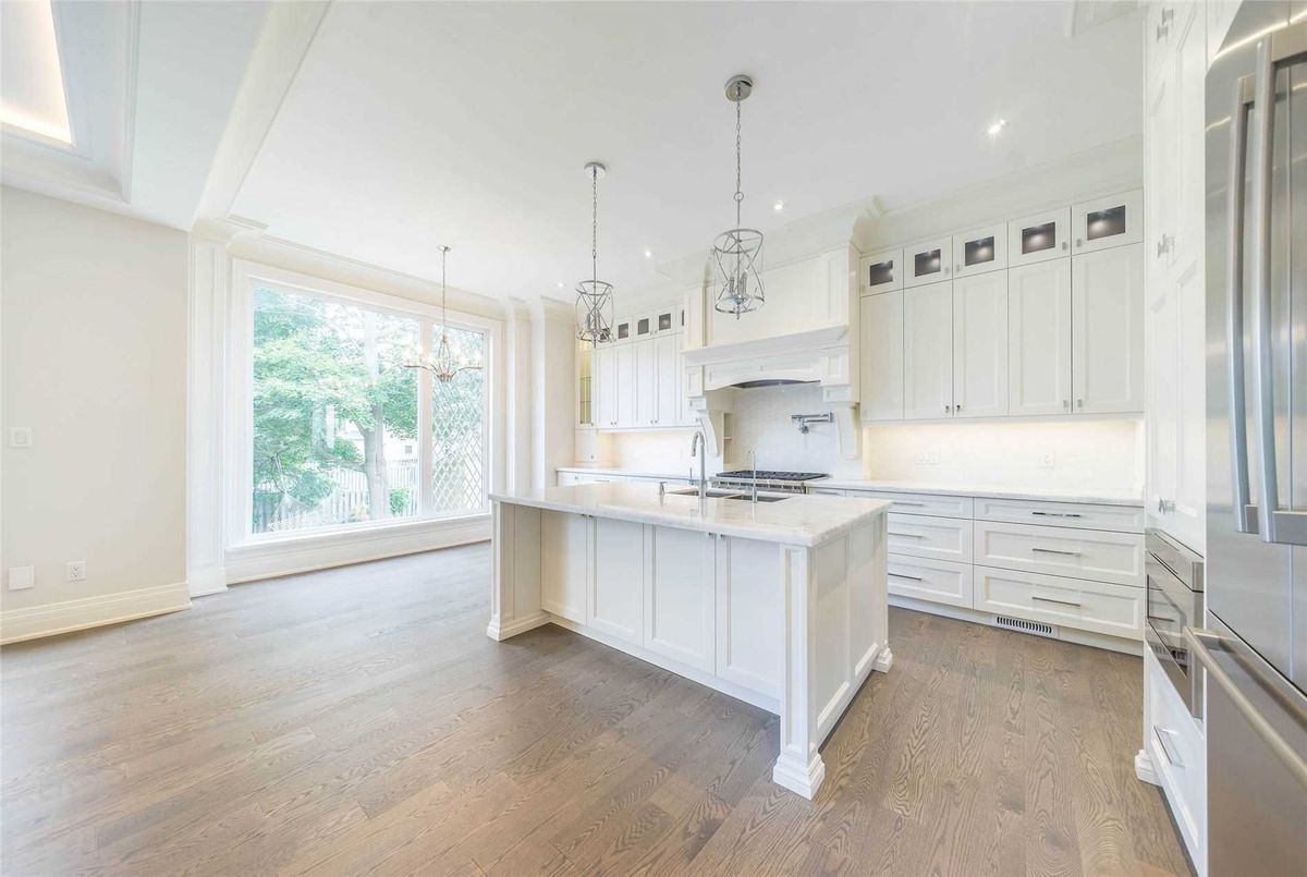 39 Stafford Rd 39 Stafford Rd Toronto