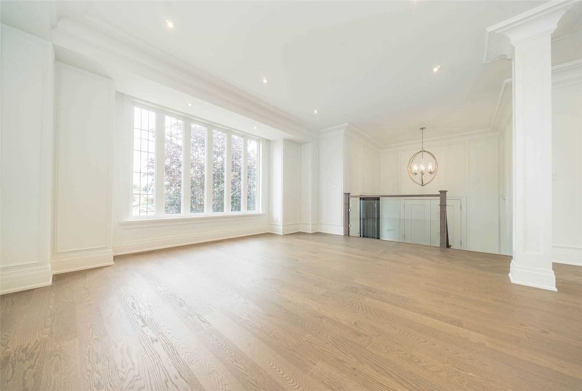 39 Stafford Rd 39 Stafford Rd Toronto