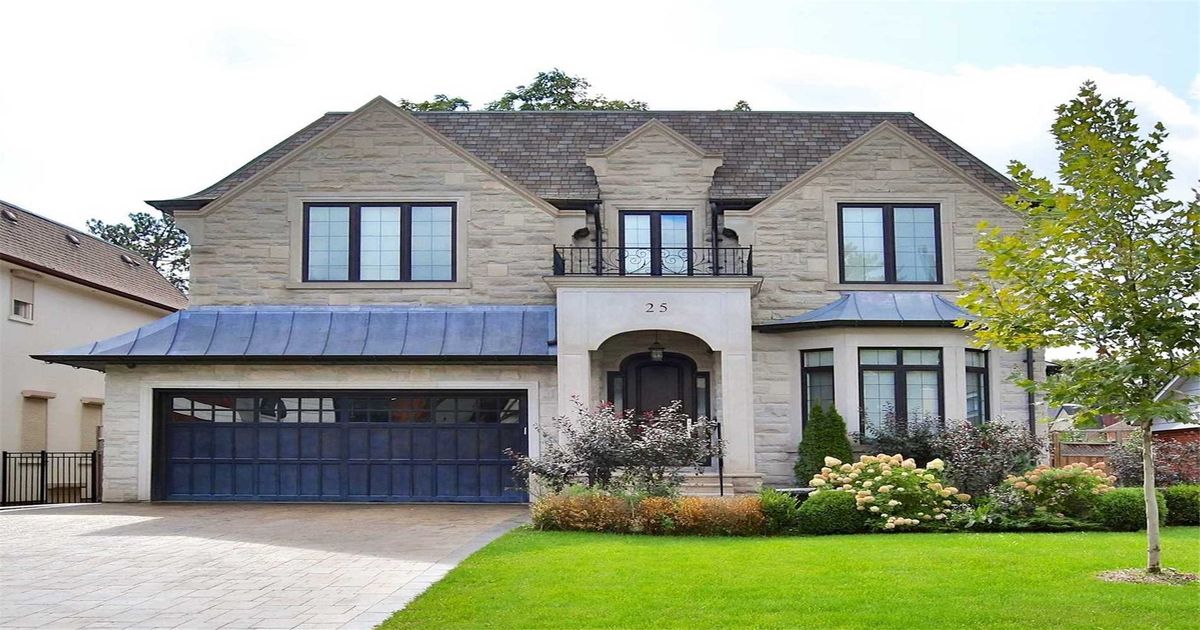 25 Lloydminster Cres Toronto