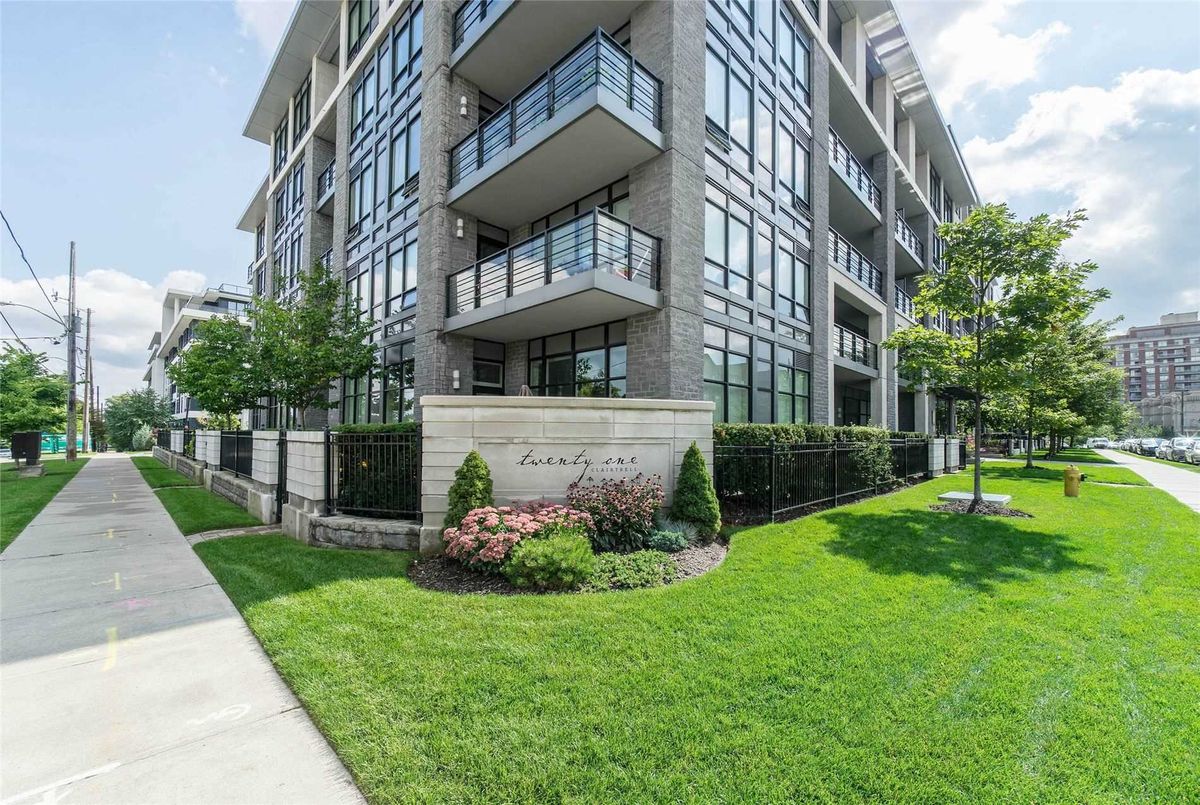 Ph 706-21 Clairtrell Rd Ph 706-21 Clairtrell Rd Toronto