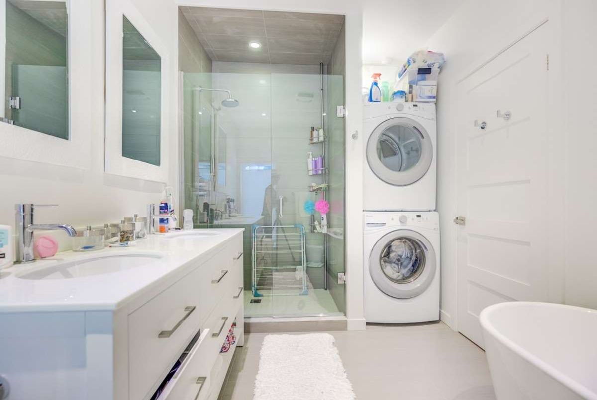 209 Marlborough Pl 209 Marlborough Pl Toronto