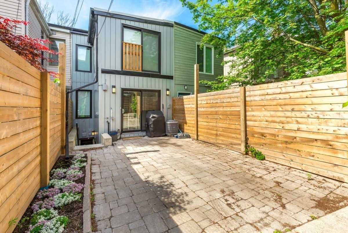 209 Marlborough Pl 209 Marlborough Pl Toronto