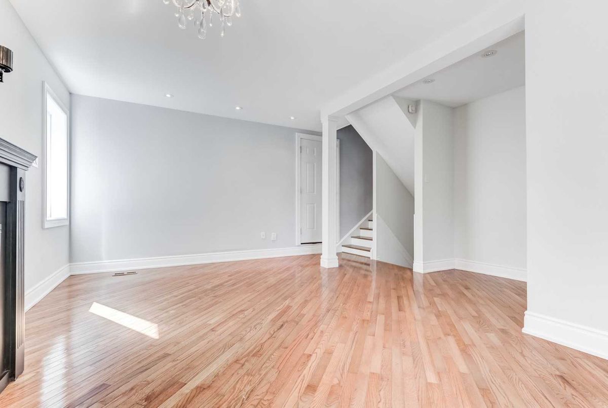 16 Davean Dr 16 Davean Dr Toronto