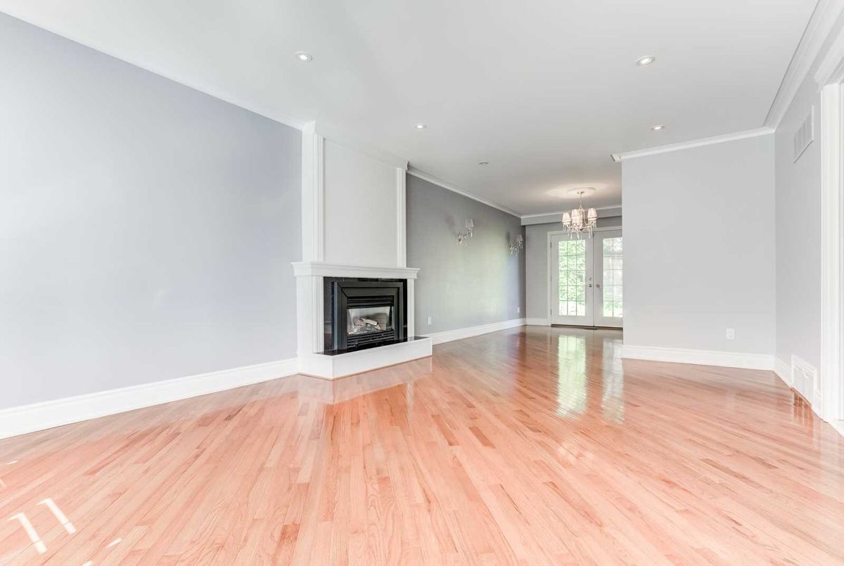 16 Davean Dr 16 Davean Dr Toronto