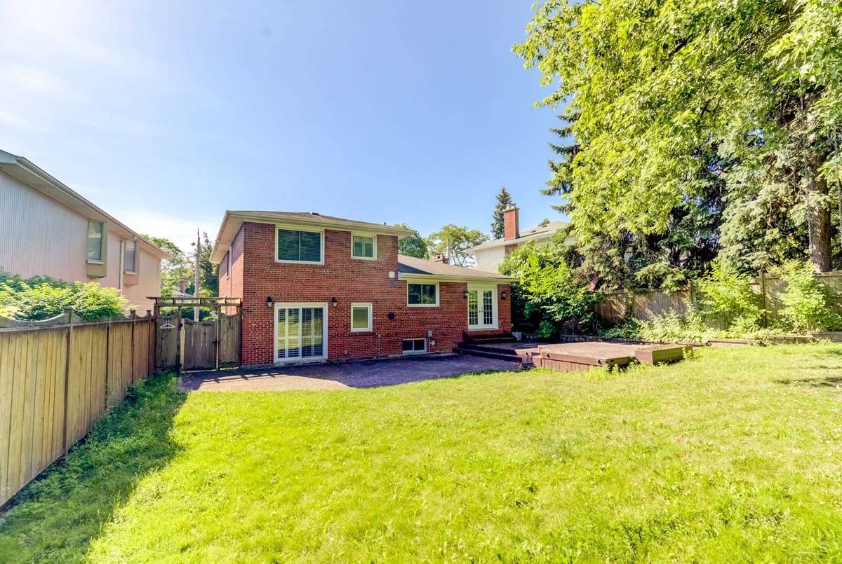 16 Davean Dr 16 Davean Dr Toronto