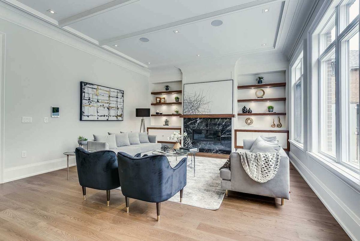 247 Lytton Blvd 247 Lytton Blvd Toronto