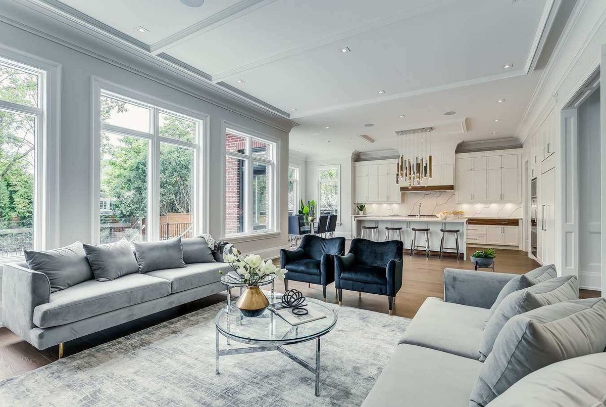 247 Lytton Blvd 247 Lytton Blvd Toronto
