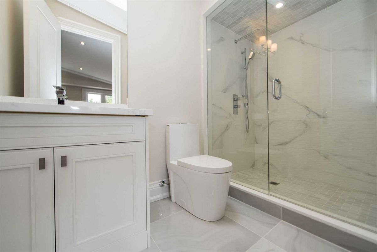 126 Anndale Dr 126 Anndale Dr Toronto
