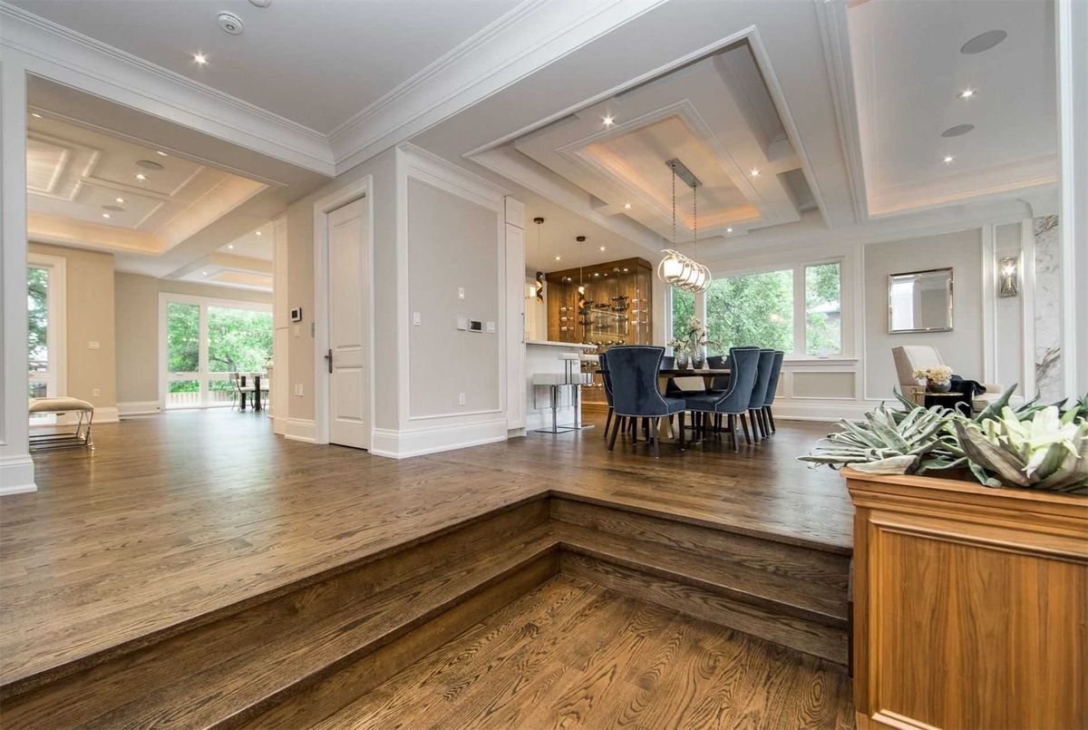 126 Anndale Dr 126 Anndale Dr Toronto