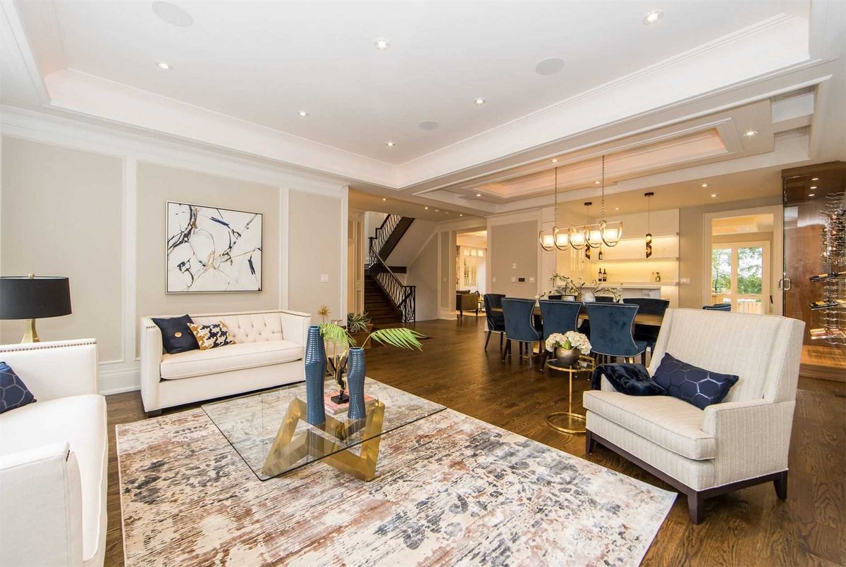126 Anndale Dr 126 Anndale Dr Toronto