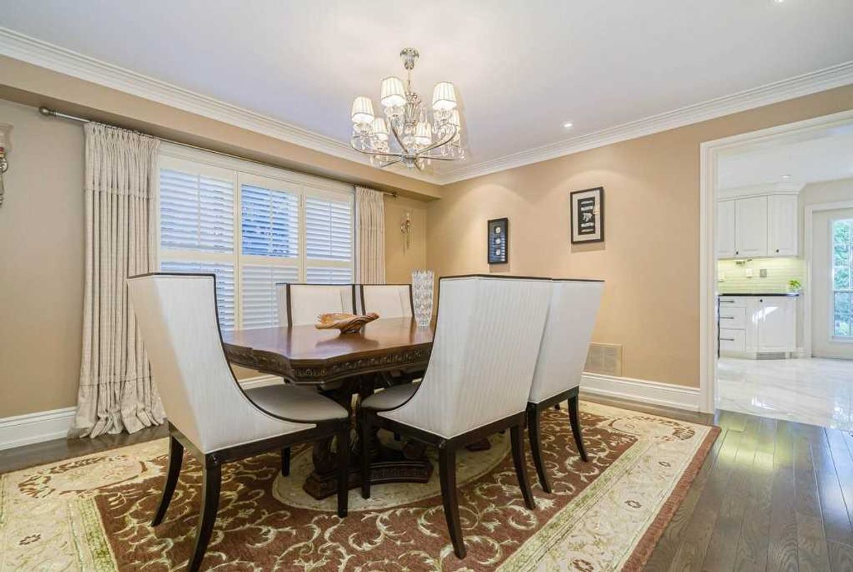 30 Breen Cres 30 Breen Cres Toronto