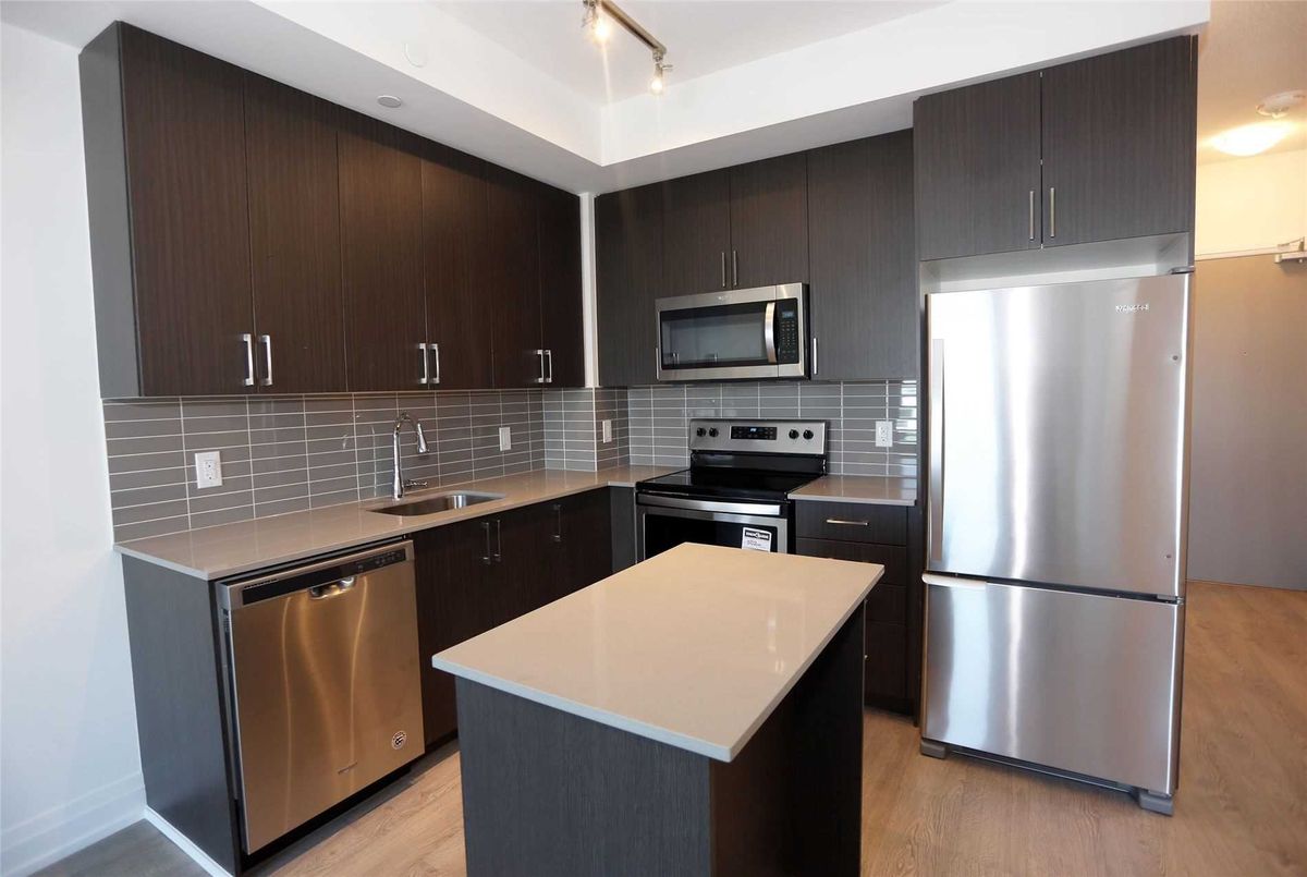 627-591 Sheppard Ave E 627-591 Sheppard Ave E Toronto