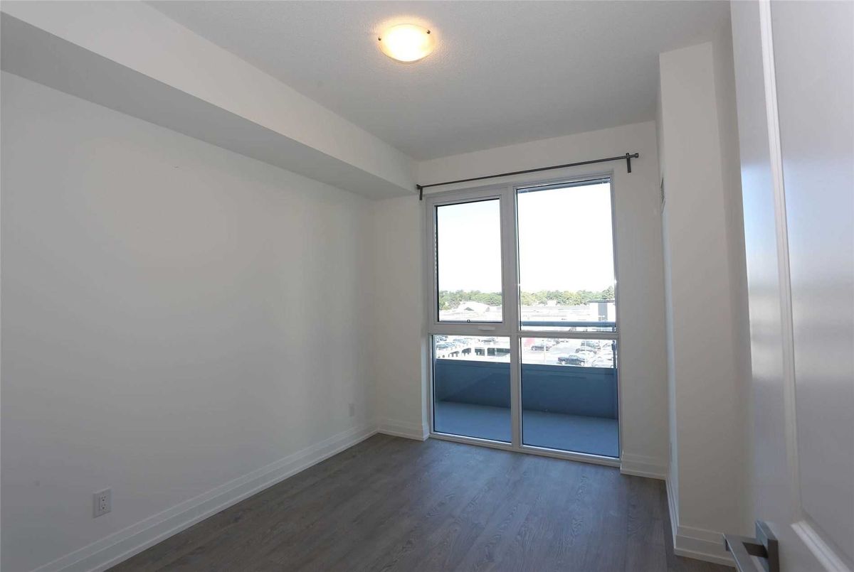 627-591 Sheppard Ave E 627-591 Sheppard Ave E Toronto