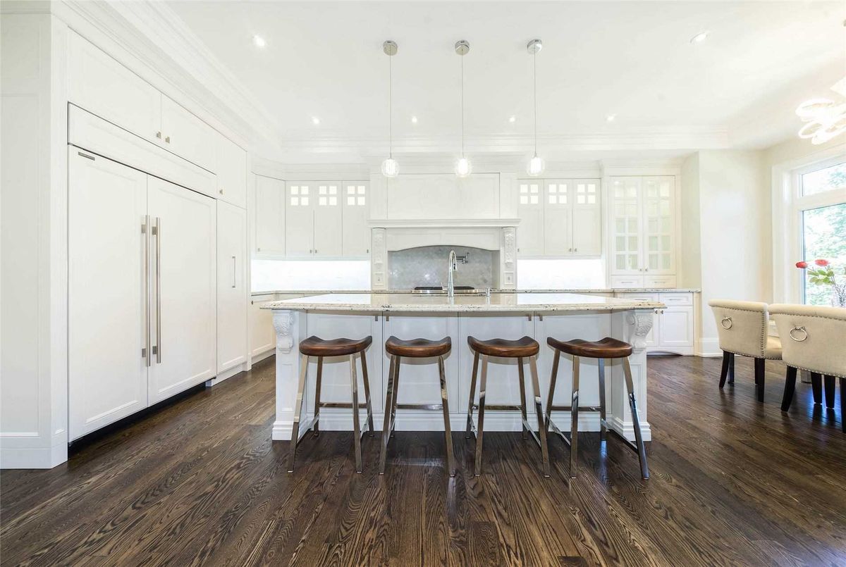 378B Horsham Ave 378B Horsham Ave Toronto