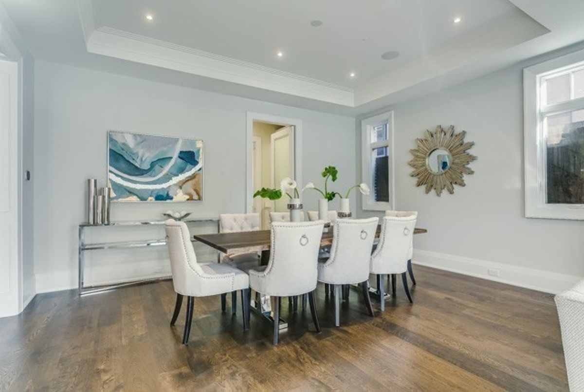 198 Strathallan Blvd 198 Strathallan Blvd Toronto