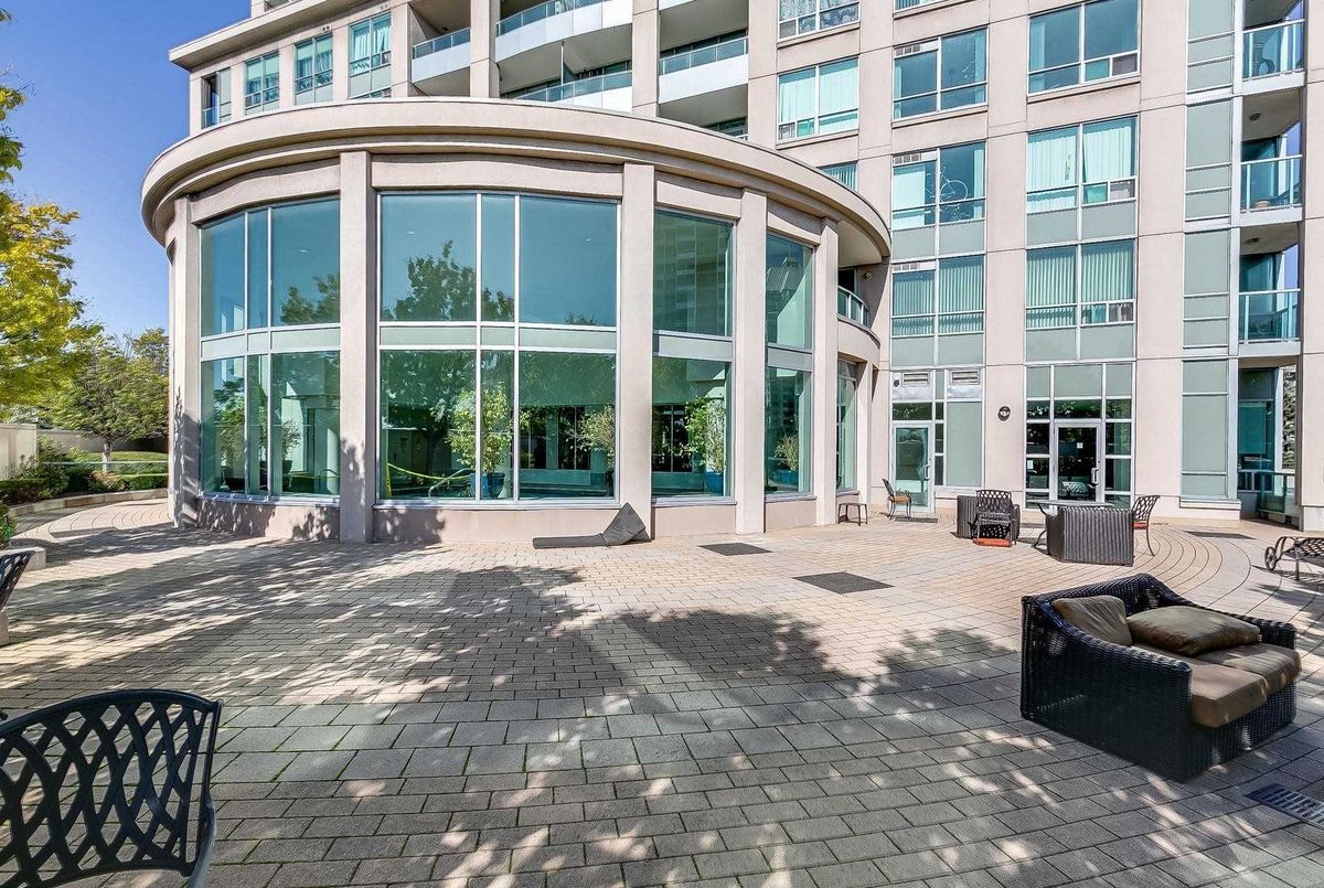 1402-17 Barberry Pl 1402-17 Barberry Pl Toronto