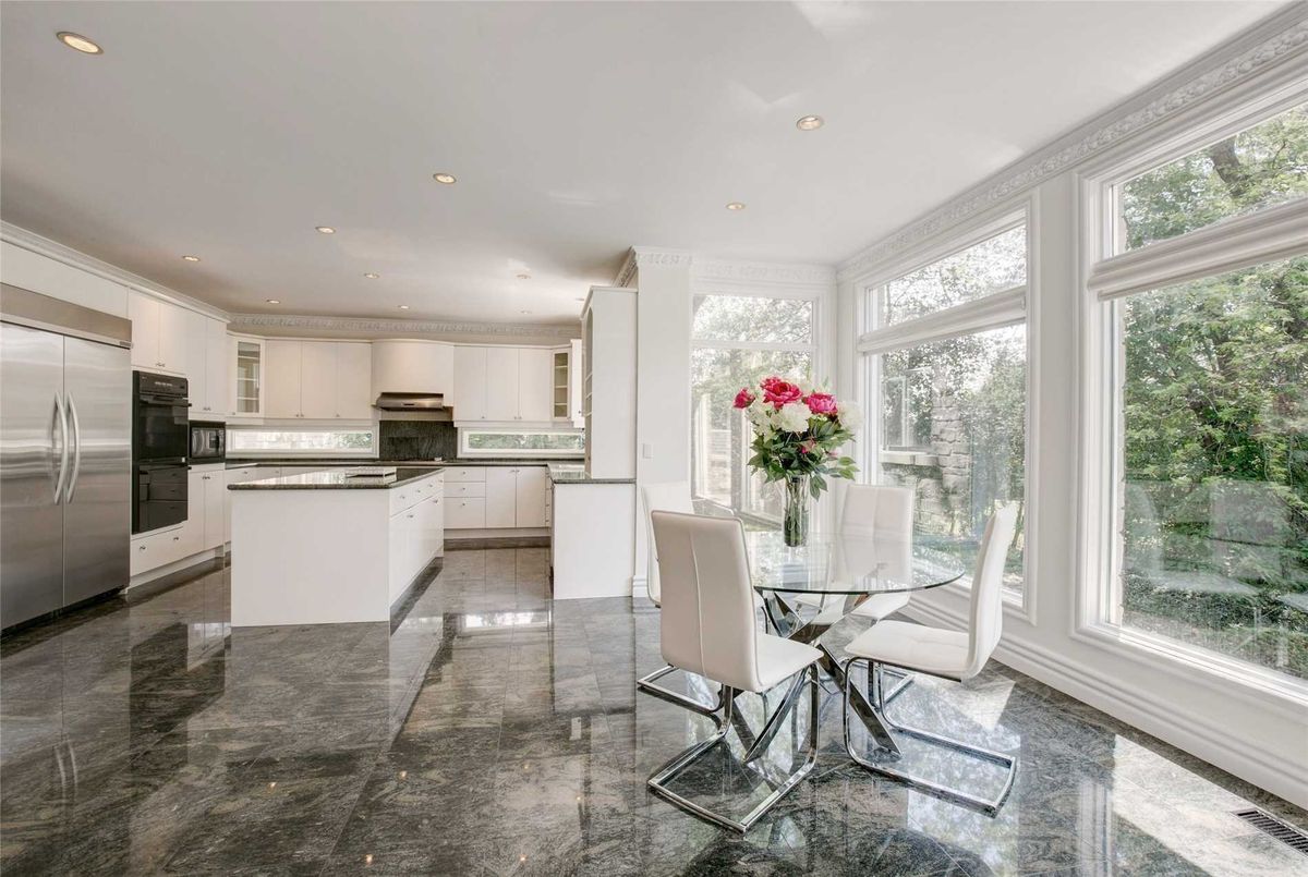 11 Honeywell Pl 11 Honeywell Pl Toronto
