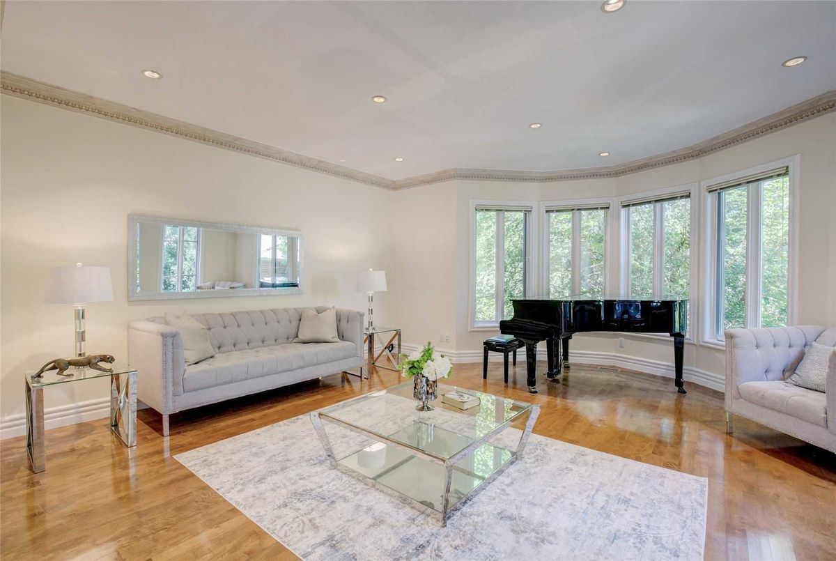 11 Honeywell Pl 11 Honeywell Pl Toronto