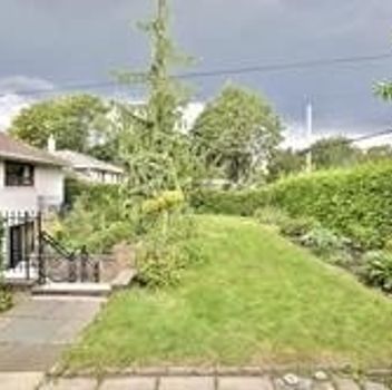 Residential 27 Treadgold Cres Toronto For {
  "AboveGradeFinishedArea": 0,
  "AboveGradeFinishedAreaSource": "",
  "AboveGradeFinishedAreaUnits": "",
  "Acreage": "",
  "Active": false,
  "Address": "27 Treadgold Cres",
  "AirConditioning": "Central Air",
  "AirConditioningYN": true,
  "Amps": "",
  "Appliances": "",
  "ApproxAge": "",
  "ApproxSquareFootage": "",
  "Area": "Toronto",
  "AssessmentYear": "",
  "AssignmentYN": false,
  "AssociationAmenities": "",
  "AssociationFee": "",
  "AssociationFeeIncludes": "",
  "AssociationName": "",
  "AssociationYN": false,
  "Balcony": "",
  "Basement": "Finished, Walk-Out,Seperate Entrance",
  "BasementYN": false,
  "BathroomsFull": 0,
  "BathroomsHalf": 0,
  "Bedrooms": 3,
  "BedroomsDisplay": "3+2",
  "BedroomsPlus": 2,
  "BedroomsTotal": 0,
  "BelowGradeFinishedArea": 0,
  "BelowGradeFinishedAreaSource": "",
  "BelowGradeFinishedAreaUnits": "",
  "Board": "Toronto Regional real Estate Board",
  "BuilderName": "",
  "BuildingAreaTotal": "",
  "BuildingAreaUnits": "Sq Ft",
  "BuildingName": "",
  "BusinessName": "",
  "BusinessType": "",
  "BuyerAgencyCompensation": "2.5%",
  "BuyerAgencyCompensationType": "",
  "BuyerAgentAOR": "",
  "BuyerAgentEmail": "",
  "BuyerAgentFullName": "",
  "BuyerAgentId": "",
  "BuyerAgentMlsId": "",
  "BuyerAgentPhone": "",
  "BuyerOfficeId": "",
  "BuyerOfficeMlsId": "",
  "BuyerOfficeName": "",
  "BuyerOfficePhone": "",
  "CarportSpaces": 0,
  "Category": "MLS",
  "ChattelsYN": false,
  "City": "Toronto",
  "ClassSearch": "Residential",
  "ClosedDate": "2019-11-04T00:00:00",
  "CoListAgentDesignation": "",
  "CoListAgentEmail": "",
  "CoListAgentID": "",
  "CoListAgentMLSID": "",
  "CoListAgentName": "",
  "CoListAgentPhone": "416-494-7653",
  "CoListOfficeID": "259011",
  "CoListOfficeMLSID": "259011",
  "CoListOfficeName": "RE/MAX HALLMARK REALTY LTD., BROKERAGE",
  "CommercialCondoFee": "",
  "CommercialCondoFeeFrequency": "",
  "CommercialCondoFees": "",
  "Commission": "2.5%",
  "Community": "Parkwoods-Donalda",
  "CommunityFeatures": "",
  "Condition": "",
  "ConditionalExpiryDate": "2019-11-04T00:00:00",
  "ConditionOfSale": "",
  "CondoCorpNumber": "",
  "ConsentToAdvertiseYN": false,
  "ConstructionMaterials": "",
  "ContactAfterExpiryYN": false,
  "ContractDate": "2019-10-15T00:00:00",
  "Cooling": "Central Air",
  "CoolingYN": true,
  "Country": "",
  "CoverPhoto": "https://media.remarketer.ca/PROPTX/C4607801-1.jpg?tr=di-propertynoimage_pj5ksb5iM,f-jpg,q-90",
  "CrossStreet": "York Mills/Brookbanks",
  "DaysOnMarket": 20,
  "DepositRequired": "",
  "Directions": "",
  "Disclosures": "",
  "DisplayAddress": "27 Treadgold Cres",
  "DisplayAddressYN": true,
  "DistributeToInternetYN": true,
  "Drive": "",
  "Electric": "",
  "ElectricExpense": "",
  "ElectricOnPropertyYN": false,
  "ElectricYN": false,
  "ElementarySchool": "",
  "ElevatorYN": false,
  "Exclusions": "",
  "Expenses": "",
  "ExpiryDate": "2020-01-30T00:00:00",
  "Exposure": "",
  "Exterior": "",
  "ExteriorFeatures": "",
  "Extras": "Extending Beyond The Rear Hedges.Kenmore Fridge,Frigidaire (Stove And Cook Top, W&D, Ss Frigidaire Fridge (Basement), Ss Microwave, Frigidaire Stove (Basement), Ge W&D All Elfs, All Window Coverings, Hwt (R), Furnace, Central Air",
  "FamilyRoom": "",
  "FireplaceTotal": 0,
  "FireplaceYN": false,
  "Flooring": "",
  "FloorPlans": "",
  "FoundationDetails": "",
  "Franchise": "",
  "FranchiseYN": false,
  "FurnishedYN": false,
  "GarageSpaces": 1.0,
  "GarageType": "Attached",
  "GarageYN": false,
  "GasYN": false,
  "Geometry": {
    "lon": -79.3219,
    "lat": 43.7581
  },
  "GymYN": false,
  "HeatingYN": false,
  "HeatSource": "Gas",
  "HeatType": "Forced Air",
  "HighSchool": "",
  "HoldoverDays": "",
  "id": "C4607801_PROPTX",
  "IDX": "N",
  "IDXYN": false,
  "Inclusions": "",
  "InteriorFeatures": "",
  "Kitchens": 1,
  "KitchensPlus": 0,
  "LandLeaseAmount": "",
  "LandLeaseYN": false,
  "LastStatus": "Sld",
  "Latitude": 43.7581,
  "LaundryFeatures": "",
  "LaundryLevel": "",
  "Lease": "",
  "LeaseAgreement": "",
  "LeaseAgreementYN": false,
  "LeaseFrequency": "",
  "LeaseTerm": "",
  "LegalDescription": "",
  "Level": "",
  "ListAgentDesignation": "",
  "ListAgentEmail": "",
  "ListAgentID": "9515288",
  "ListAgentMLSID": "9515288",
  "ListAgentName": "MARCO MOMENI, Broker",
  "ListAgentPhone": "416-494-7653",
  "ListAOR": "",
  "ListBrokerage": "RE/MAX HALLMARK REALTY LTD., BROKERAGE",
  "ListingEntryDate": "2019-10-15T00:00:00",
  "ListingId": "C4607801",
  "ListingKey": "C4607801",
  "ListOfficeID": "259011",
  "ListOfficeMLSID": "259011",
  "ListOfficePhone": "416-494-7653",
  "ListPrice": 1197900,
  "ListPricePerUnit": 0,
  "ListPriceUnit": "",
  "LivingArea": "",
  "LivingAreaSource": "",
  "LivingAreaUnits": "",
  "Locker": "",
  "Longitude": -79.3219,
  "LotDepth": 105,
  "LotFeatures": "",
  "LotFront": 52,
  "LotIrregularities": "",
  "LotShape": "",
  "LotSizeArea": "",
  "LotSizeAreaUnits": "",
  "LotSizeCode": "",
  "LotSizeDimensions": "",
  "Maintenance": "",
  "Media": [],
  "MediaChangeTimestamp": "2019-11-06T16:47:18",
  "MLS": "C4607801",
  "MLSLastStatus": "Sold",
  "MLSNumber": "C4607801",
  "MLSStatus": "Sold",
  "Municipality": "Toronto",
  "MunicipalityDistrict": "Toronto C13",
  "NewConstructionYN": false,
  "NumberOfBuildings": 0,
  "NumberOfUnitsTotal": 0,
  "OccupantType": "",
  "OpenHouses": [],
  "OpenHouseYN": false,
  "OriginalPrice": 1197900,
  "OwnershipType": "",
  "ParcelNumber": "",
  "ParkingIncludedYN": false,
  "ParkingSpaces": 4,
  "PaymentFrequency": "",
  "PaymentMethod": "",
  "PetsPermitted": "",
  "PetsPermittedYN": false,
  "PhotoCount": 14,
  "PictureYN": false,
  "PoolFeatures": "None",
  "PoolYN": true,
  "PossessionDate": "",
  "PostalCode": "M3A1X1",
  "PreviousListPrice": 1197900,
  "PriceChange": false,
  "PriceChangeTimestamp": "0001-01-01T00:00:00",
  "PriorMlsStatus": "Sld",
  "PrivateEntrance": "",
  "PrivateEntranceYN": false,
  "PrivateRemarks": "",
  "PropertyAttachedYN": false,
  "PropertyCondition": "",
  "PropertyFeatures": "",
  "PropertyManagementCompany": "",
  "PropertyStyleSearch": "Bungalow",
  "PropertySubType": "Detached",
  "PropertySubTypeSearch": "Single Family",
  "PropertyType": "Residential",
  "PropertyTypeSearch": "Residential",
  "Province": "Ontario",
  "PublicRemarks": "Well Maintained Stone & Brick Family Home Backing Onto A Greenbelt With Newly Renovated Bright Walk-Out Lower Level Gorgeous Patio, 2 Entrances To The Basement, In-Law/Nanny Potential, Large Pie-Shaped Private Lot (Rear 71 Ft)  On Sought-After Quiet Cres. Walk To Good Public, Catholic, French Immersion & Private Schools, Parks, T.T.C., Tennis & Shops. Easy Access To Hwys. Mins To Downtown.",
  "PurchaseContractDate": "2019-11-04T00:00:00",
  "RemarksForClients": "Well Maintained Stone & Brick Family Home Backing Onto A Greenbelt With Newly Renovated Bright Walk-Out Lower Level Gorgeous Patio, 2 Entrances To The Basement, In-Law/Nanny Potential, Large Pie-Shaped Private Lot (Rear 71 Ft) On Sought-After Quiet Cres. Walk To Good Public, Catholic, French Immersion & Private Schools, Parks, T.T.C., Tennis & Shops. Easy Access To Hwys. Mins To Downtown.",
  "Restricted": true,
  "RetirementYN": false,
  "RoadFrontageType": "",
  "RoadSurfaceType": "",
  "RollNumber": "",
  "Roof": "",
  "Rooms": [],
  "RoomsAboveGrade": 0,
  "RoomsBelowGrade": 0,
  "RoomsTotal": 0,
  "RoomsYN": false,
  "RTimestampSql": "2021-06-04T18:03:14.51",
  "SaleLease": "Sale",
  "SalesBrochure": "",
  "Sauna": "",
  "SaunaYN": false,
  "Sewers": "Sewers",
  "ShowingInstruction": "",
  "SignOnPropertyYN": false,
  "Sold": true,
  "SoldDate": "2019-11-04T00:00:00",
  "SoldPrice": 1120000,
  "Source": "PROPTX",
  "SourceSystemID": "",
  "SpaFeatures": "",
  "SpaYN": false,
  "SPLP": 93,
  "SqFtRangeMax": 0,
  "SqFtRangeMin": 0,
  "SqFtTotal": 0,
  "StandardStatus": "",
  "Status": "U",
  "Stories": "",
  "StoriesTotal": "",
  "StreetAbbreviation": "",
  "StreetDirection": "",
  "StreetName": "Treadgold",
  "StreetNumber": "27",
  "StreetSuffix": "Cres",
  "StreetSuffixCode": "",
  "StructureType": "",
  "Style": "Bungalow",
  "SubLeaseYN": false,
  "Summary": "listingkey:C4607801 | mls_number:C4607801 | community:Parkwoods-Donalda | property_type:Residential | property_subtype:Detached | building_type:Detached | building_style:Bungalow | list_price:1197900 | list_date:10/15/2019 12:00:00 AM | sold_price:1120000 | sold_date:11/4/2019 12:00:00 AM | bed:3+2 | bath:3 | active:False | sold:True | source:PROPTX | transaction:Sale | listing_office:RE/MAX HALLMARK REALTY LTD., BROKERAGE | thumbnail:https://media.remarketer.ca/PROPTX/C4607801-1.jpg?tr=di-propertynoimage_pj5ksb5iM,f-jpg,w-600,h-600,q-90,c-maintain_ratio,fo-center",
  "SurveyType": "",
  "SurveyYear": "",
  "SurveyYN": false,
  "SuspendedDate": "0001-01-01T00:00:00",
  "TaxAssessedValue": "",
  "Taxes": 5051,
  "TaxLegalDescription": "",
  "TaxYear": "2018",
  "TenantPays": "",
  "TerminatedDate": "0001-01-01T00:00:00",
  "Thumbnail": "https://media.remarketer.ca/PROPTX/C4607801-1.jpg?tr=di-propertynoimage_pj5ksb5iM,f-jpg,w-600,h-600,q-90,c-maintain_ratio,fo-center",
  "TimeShareYN": false,
  "TimestampSql": "2019-11-06T16:47:18",
  "TMI": "",
  "TotalArea": "",
  "TotalAreaUnit": "",
  "TotalParkingSpaces": 0,
  "Type": "Detached",
  "TypeSearch": "Detached",
  "UFFI": "",
  "UnitNumber": "",
  "Units": "",
  "UnparsedAddress": "",
  "Use": "",
  "Utilities": "",
  "UtilityExpenses": "",
  "View": "",
  "VirtualTour3DURL": "",
  "VirtualTourURL": "",
  "VirtualTourURLUnbranded": "",
  "Volts": "",
  "Warranty": "",
  "WarrantyYN": false,
  "Washrooms": 3,
  "Water": "",
  "WaterBodyName": "",
  "WaterBodyType": "",
  "WaterExpense": "",
  "Waterfront": "",
  "WaterFrontage": "",
  "WaterFrontageFt": "",
  "WaterfrontYN": false,
  "WaterIncluded": "",
  "WaterSupplyTypes": "",
  "WaterView": "",
  "WaterYN": false,
  "WellCapacity": "",
  "WellCapacityUnits": "",
  "WellDepth": "",
  "WellDepthUnits": "",
  "Winterized": "",
  "YearBuilt": "",
  "Zoning": ""
}.(string)property[