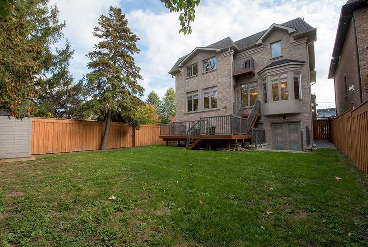 212 Harlandale Ave 212 Harlandale Ave Toronto