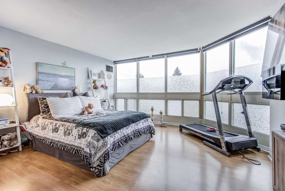 607-5 Kenneth Ave 607-5 Kenneth Ave Toronto