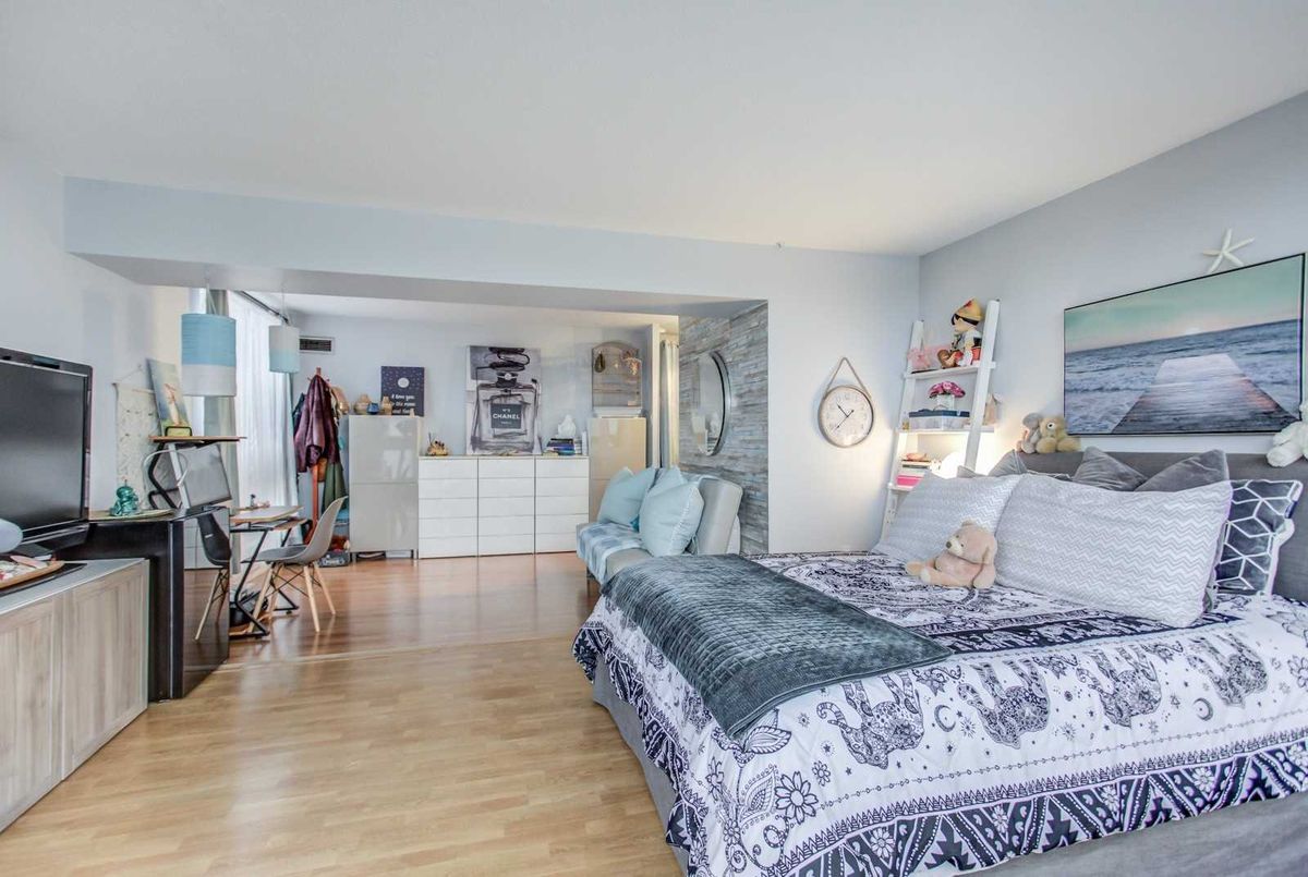 607-5 Kenneth Ave 607-5 Kenneth Ave Toronto