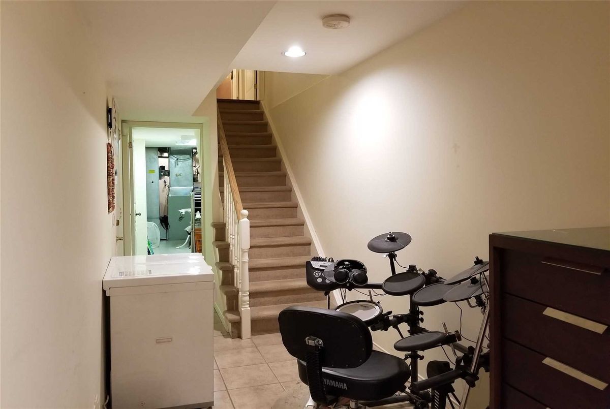 15-3180 Bayview Ave 15-3180 Bayview Ave Toronto