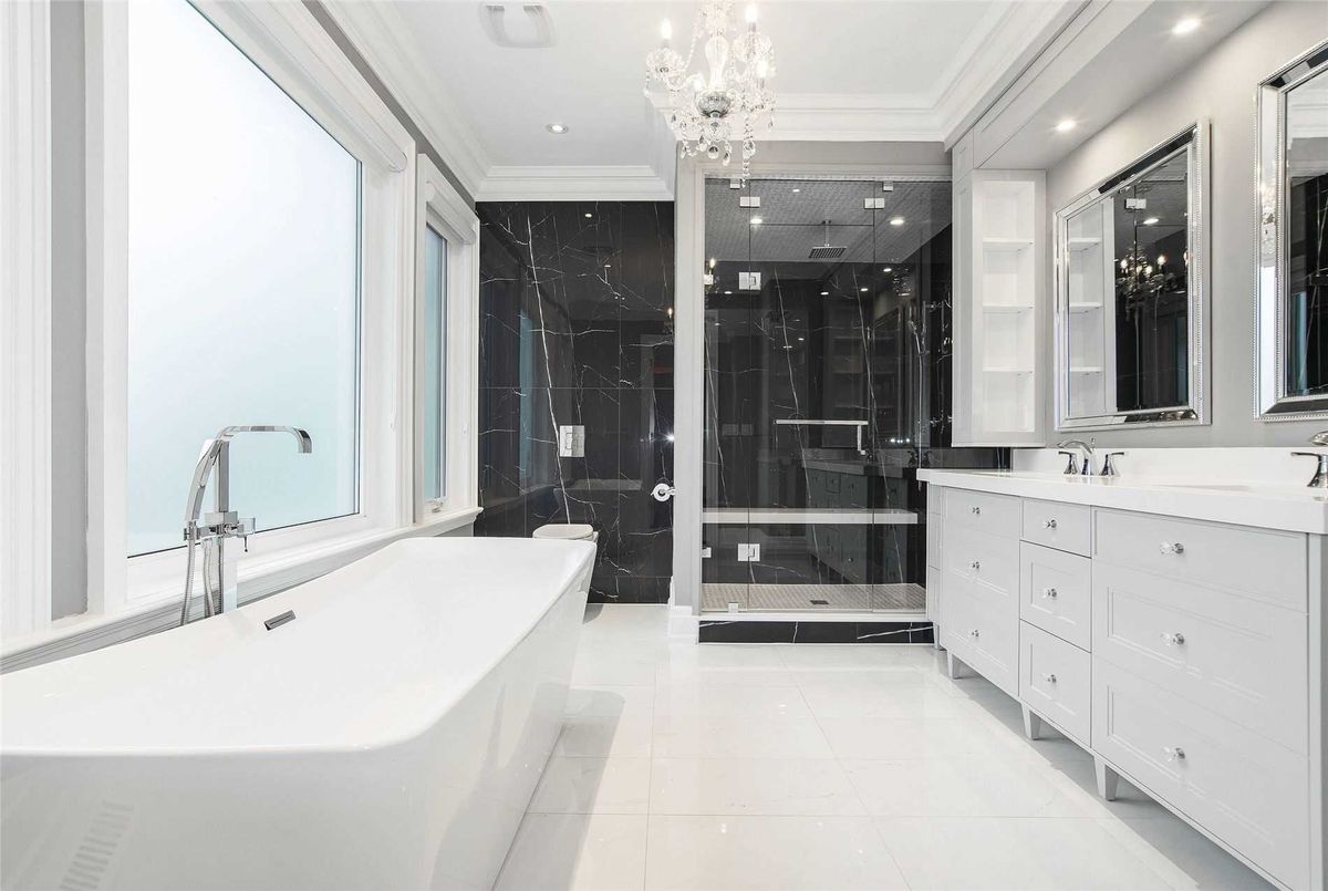 18 Greenview Ave 18 Greenview Ave Toronto