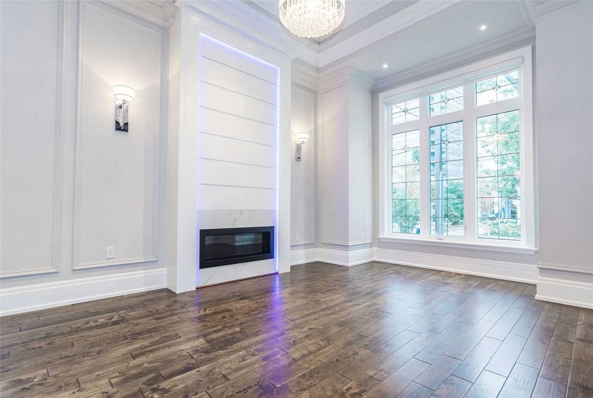 18 Greenview Ave 18 Greenview Ave Toronto