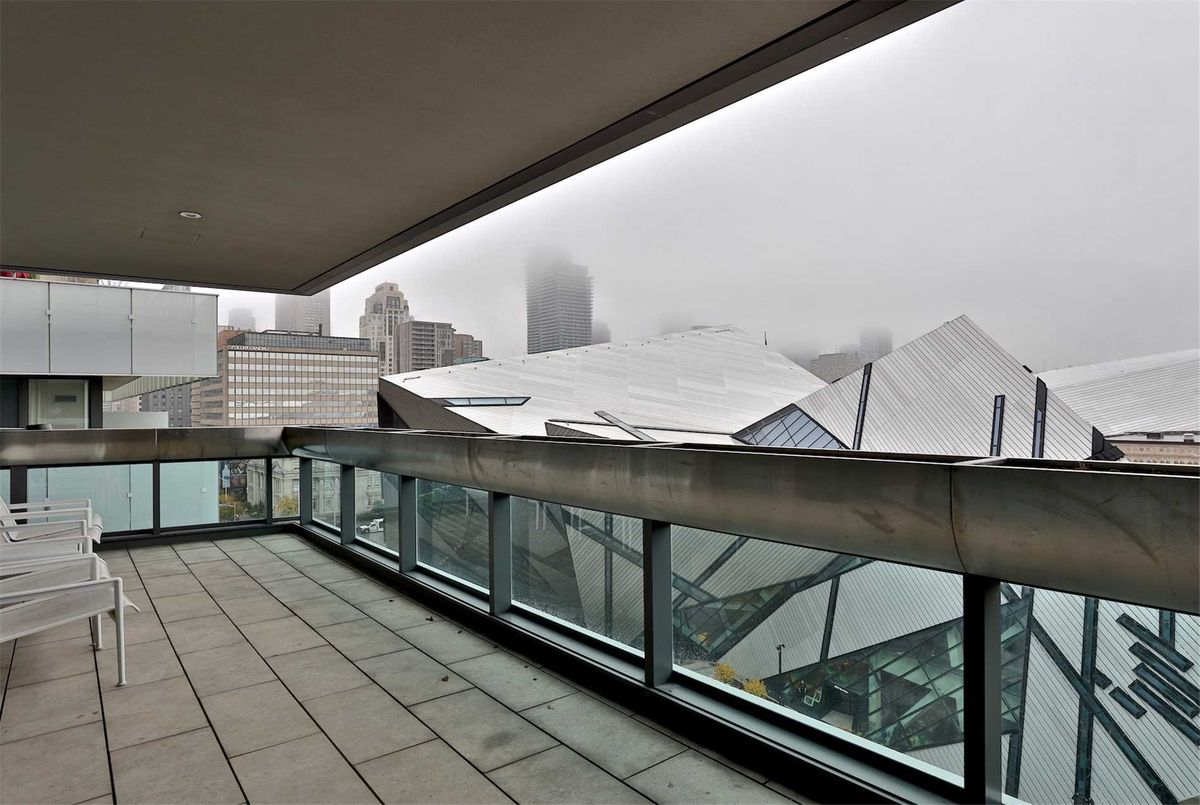 802-206 Bloor St W 802-206 Bloor St W Toronto