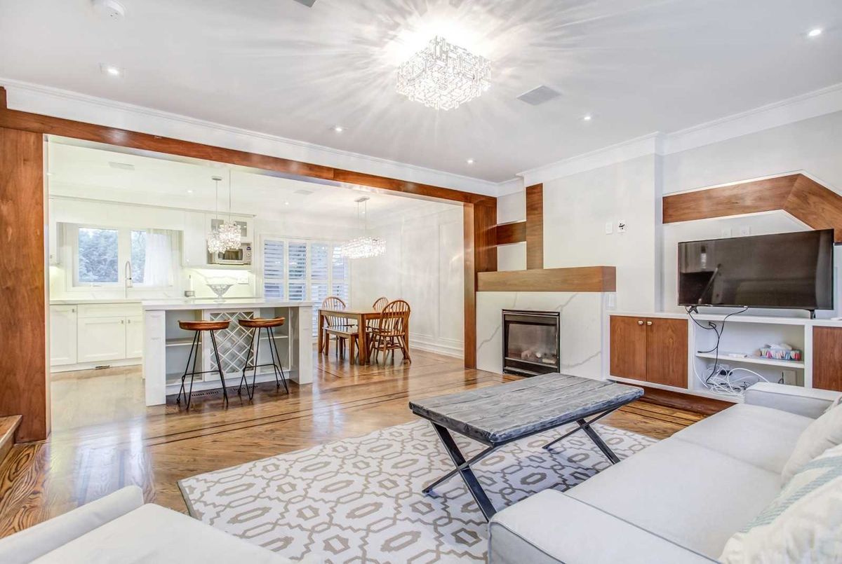 9 Waring Crt 9 Waring Crt Toronto