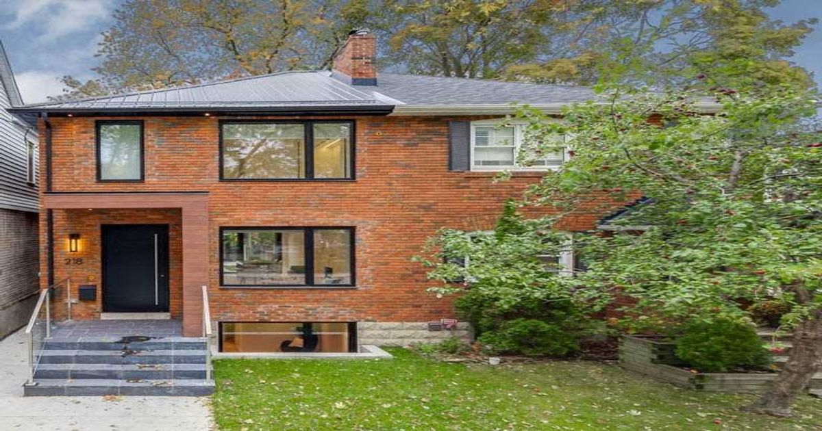 218 Woburn Ave Toronto