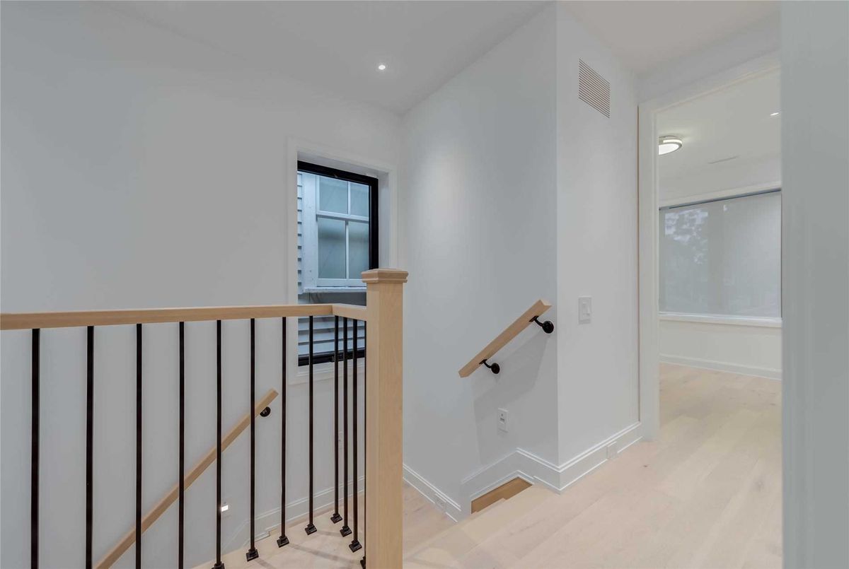218 Woburn Ave 218 Woburn Ave Toronto