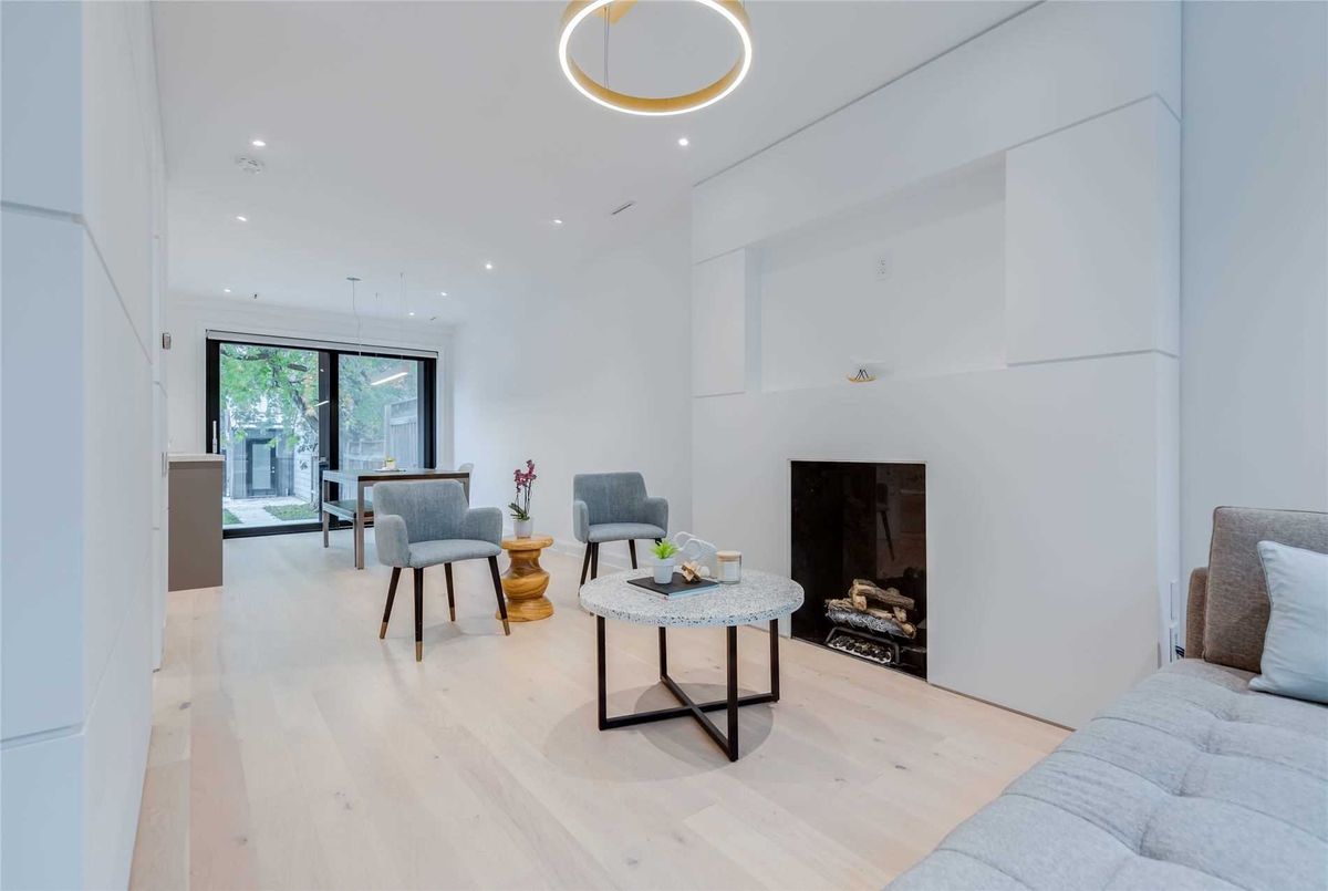 218 Woburn Ave 218 Woburn Ave Toronto