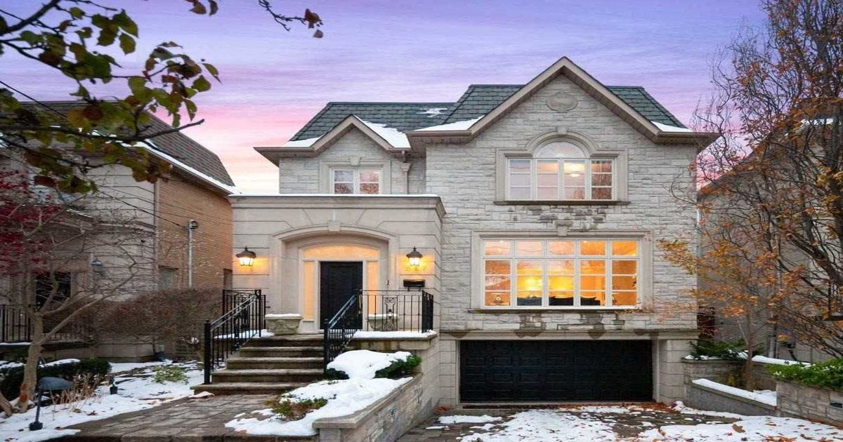 627 Bedford Park Ave Toronto
