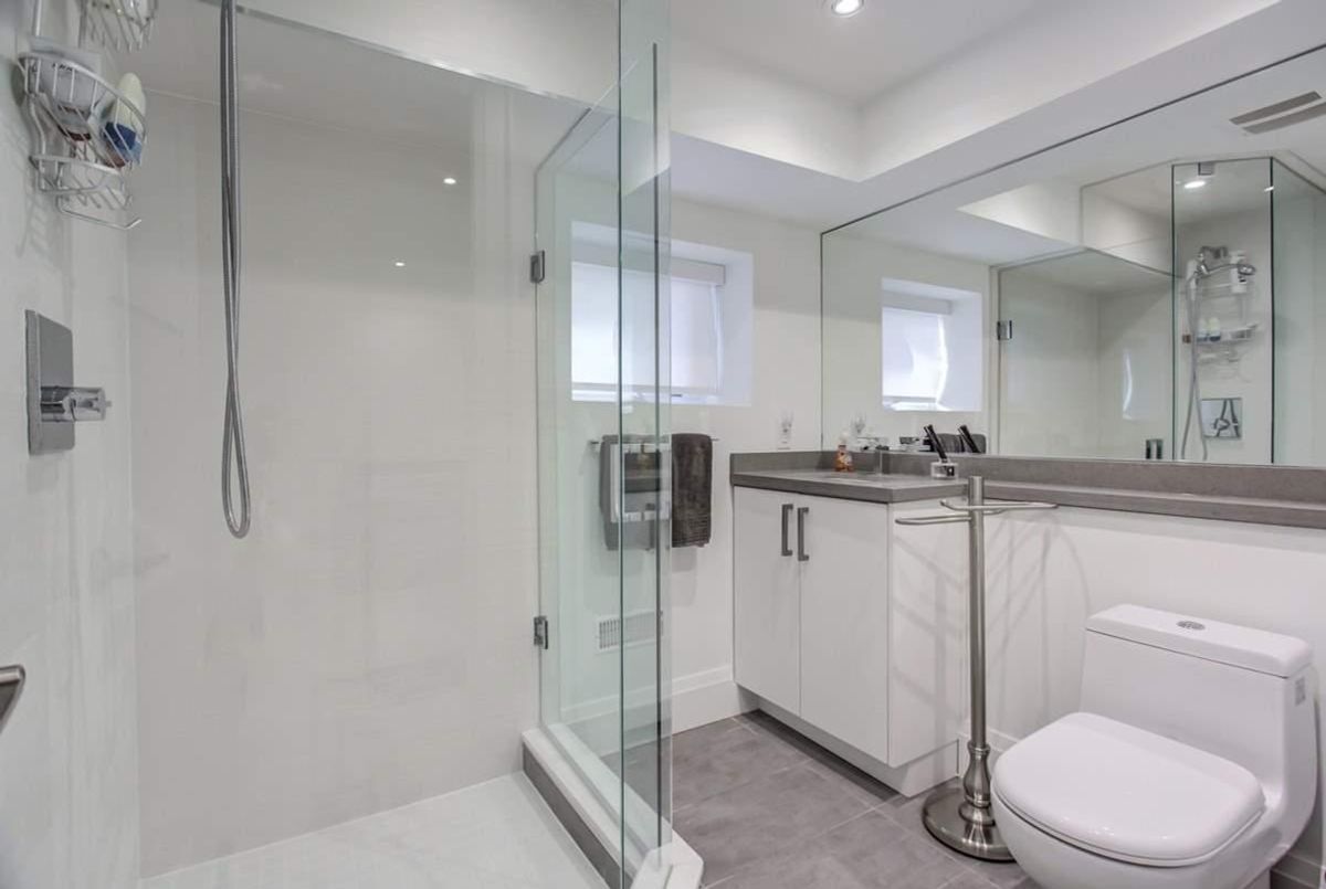 201 Atlas Ave 201 Atlas Ave Toronto
