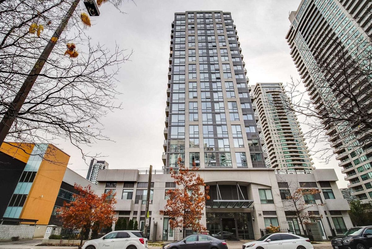 806-35 Hollywood Ave 806-35 Hollywood Ave Toronto