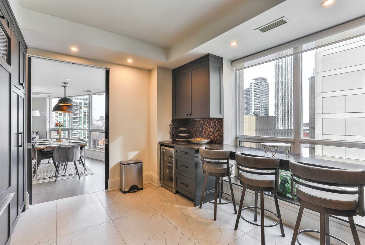 1007-10 Bellair St 1007-10 Bellair St Toronto