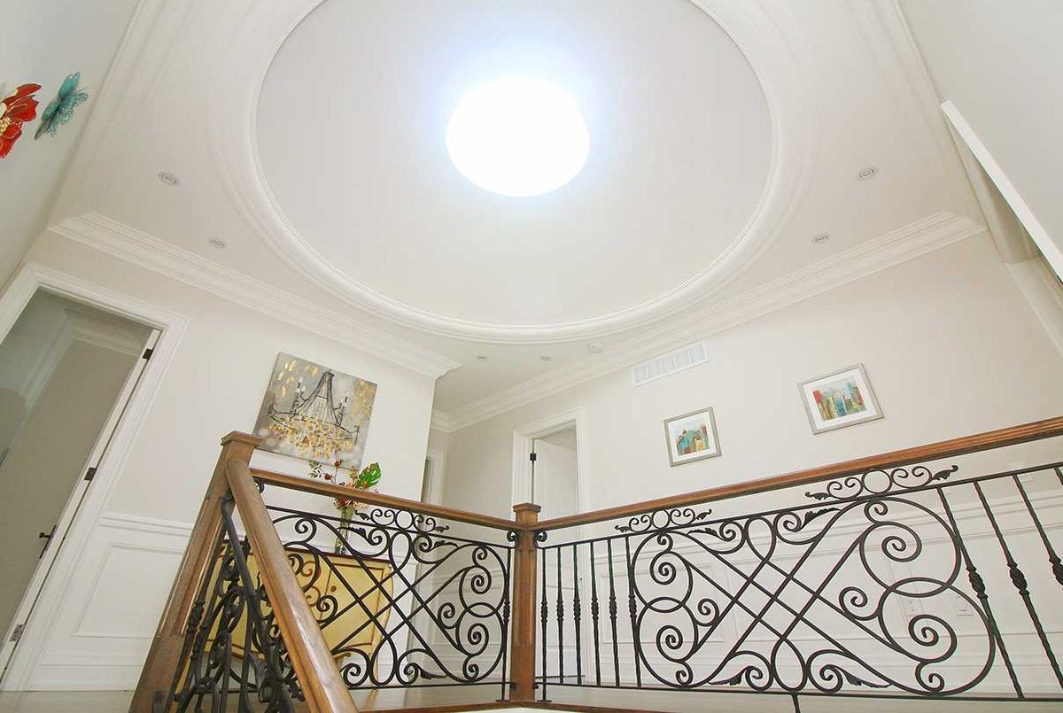 img-gallery