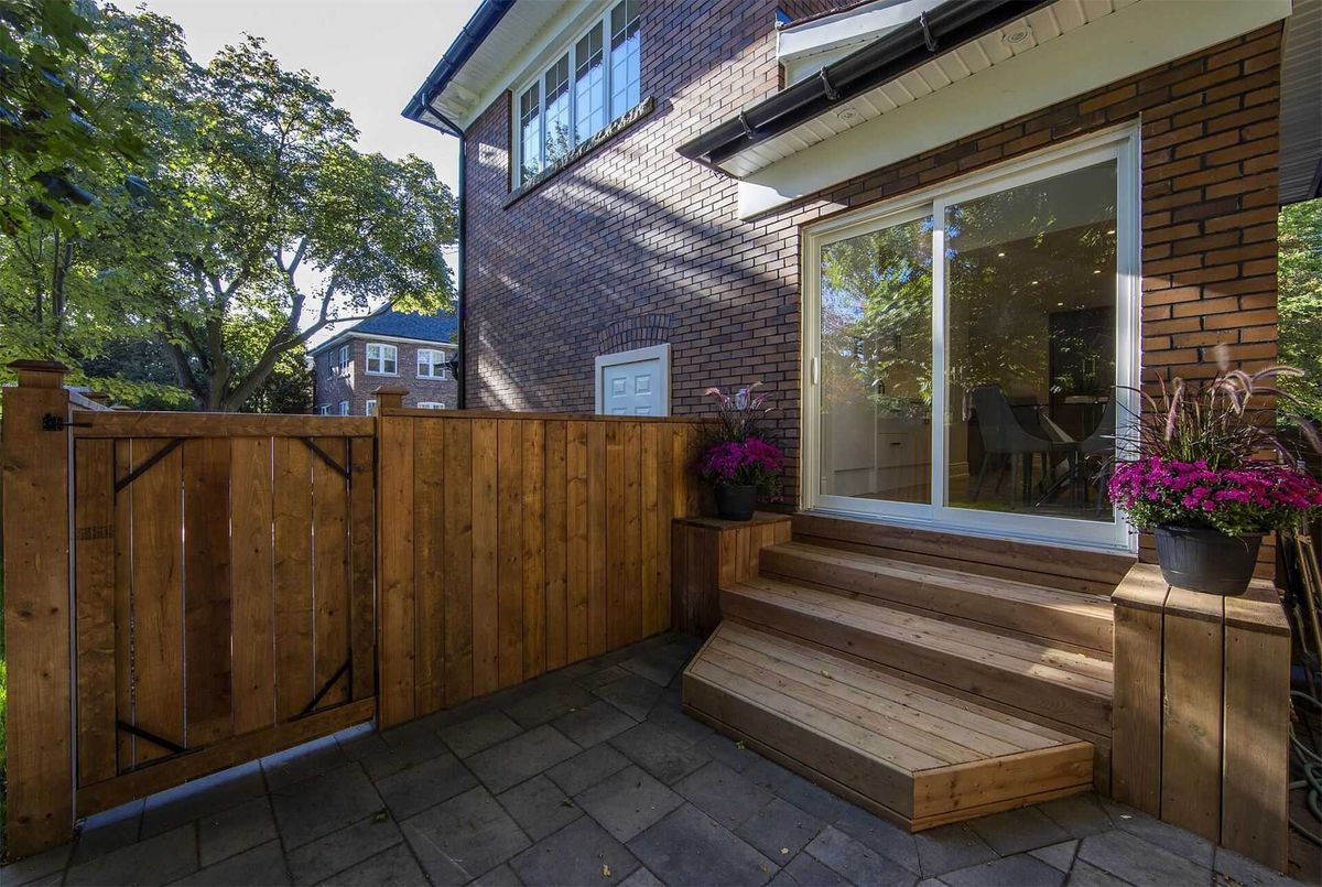 103 Blythwood Rd 103 Blythwood Rd Toronto