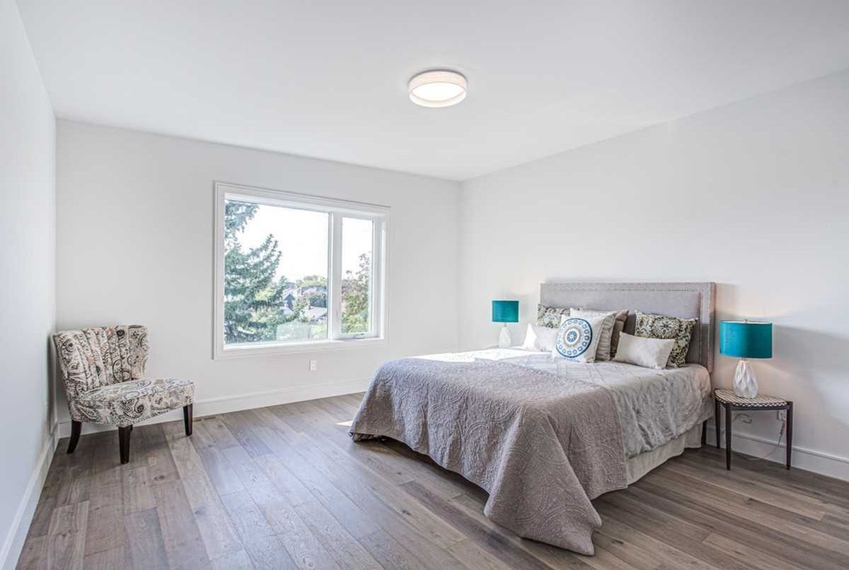 180 Cedric Ave 180 Cedric Ave Toronto