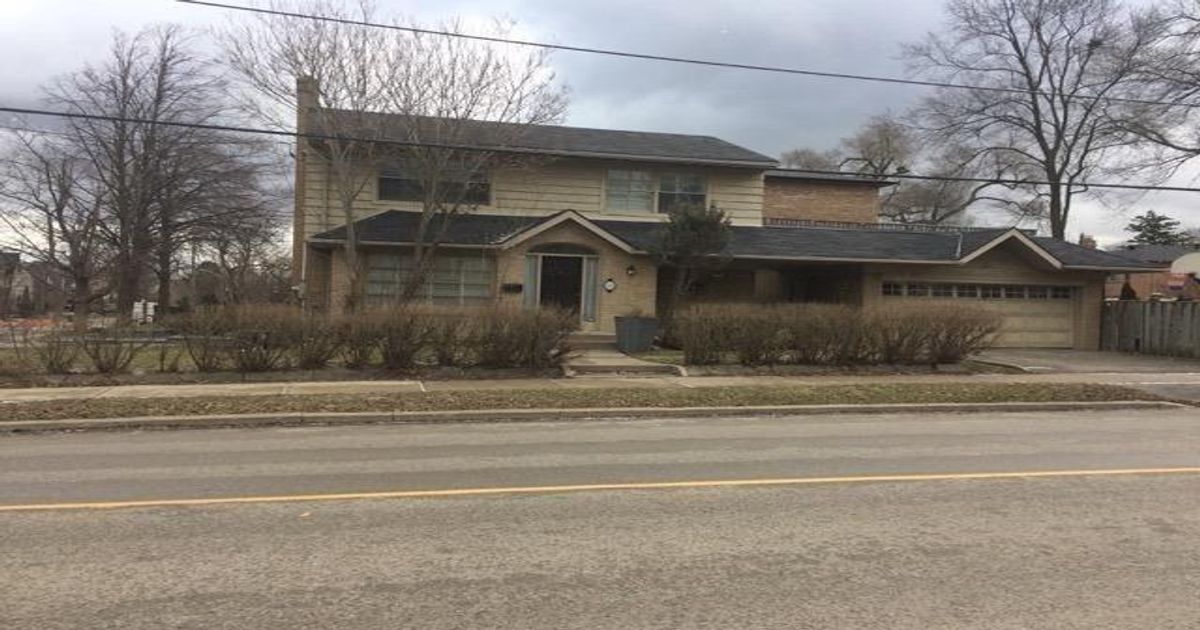 Lower-591 Woburn Ave Toronto