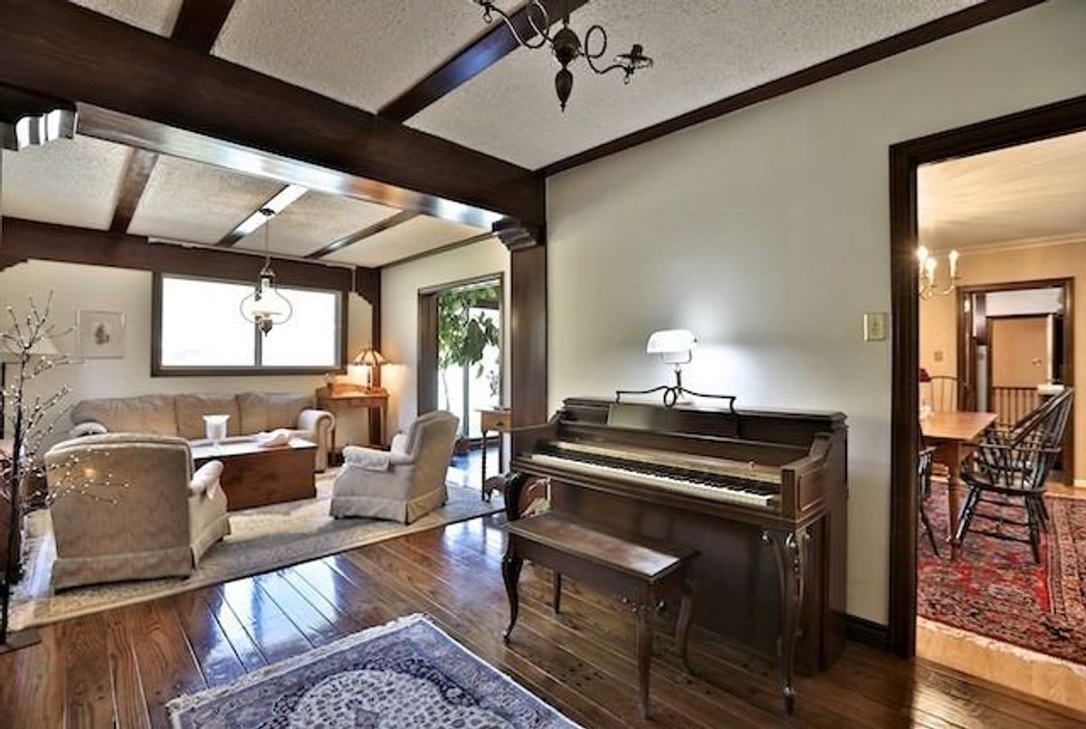 img-gallery